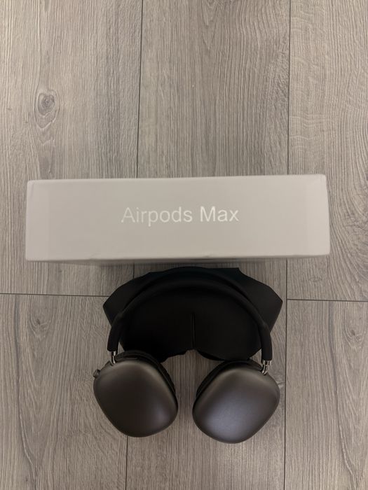 Apple AirPods Max – Space Grey