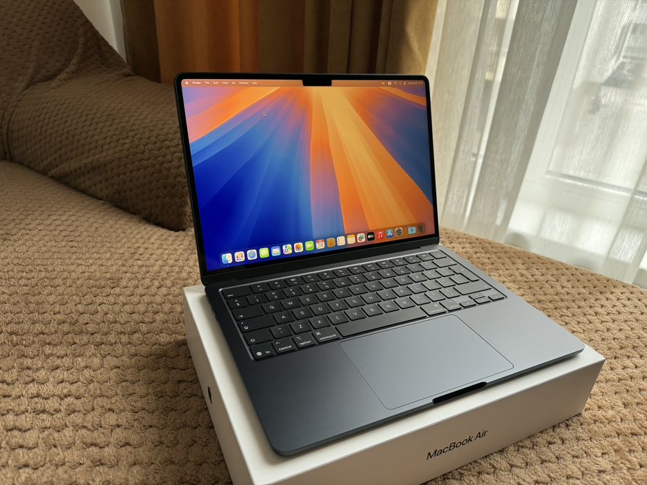 Като Нов! Apple MacBook Air M4 13in 16GB/256GB Midnight