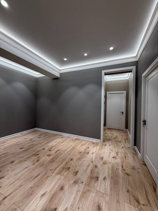 Продается квартира новострой юнусабад 4/4/10