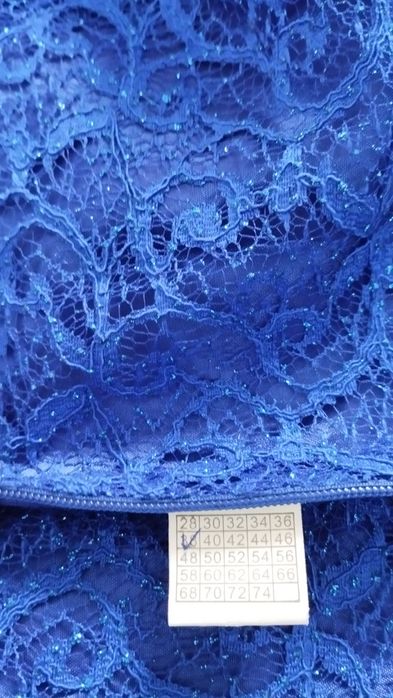 Продам платья б/у одевали только один раз