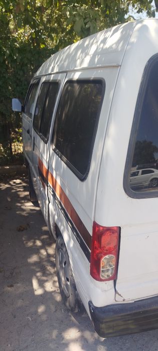 1996-yil Oq Damas ideal sostayaniya