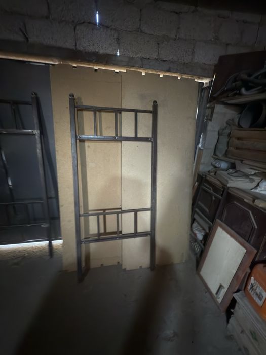 Двухярусный кровать