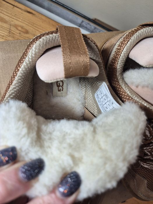 Кроссовки UGG Lowmel