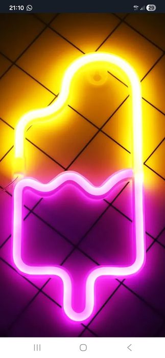 Lampa led neon de perete decorativă