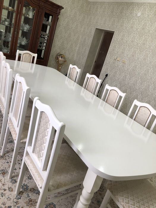 Доставка стол и стулья