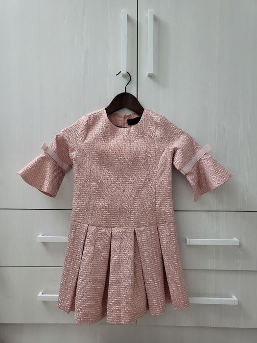 Платье нарядное праздничное