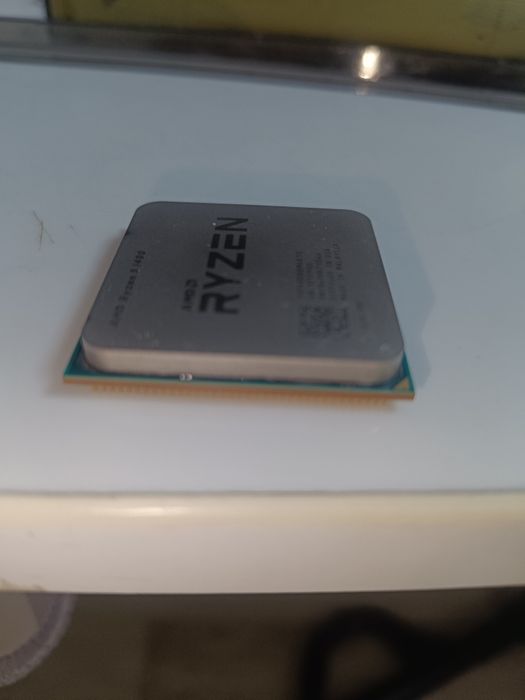 Процессор AMD Ryzen 5 1400