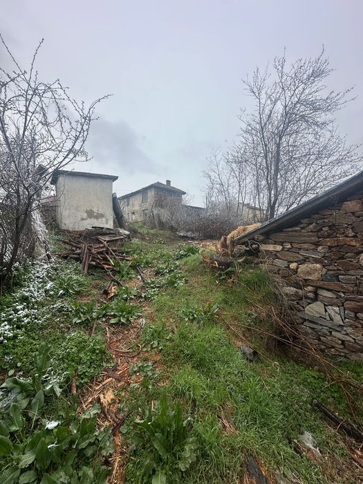 Продава се Къща в с. Кирково, Област Кърджали - 522 кв.м за 43 €/кв.м - Снимка #3