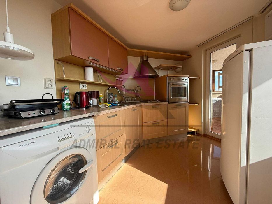Дава се под наем Двустаен апартамент в Варна, Бриз - 91 кв.м за 458.49 € - Снимка #1