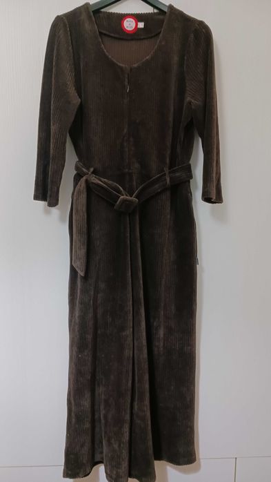 Гащеризон.Шоколадово кафяв с широки крачоли.