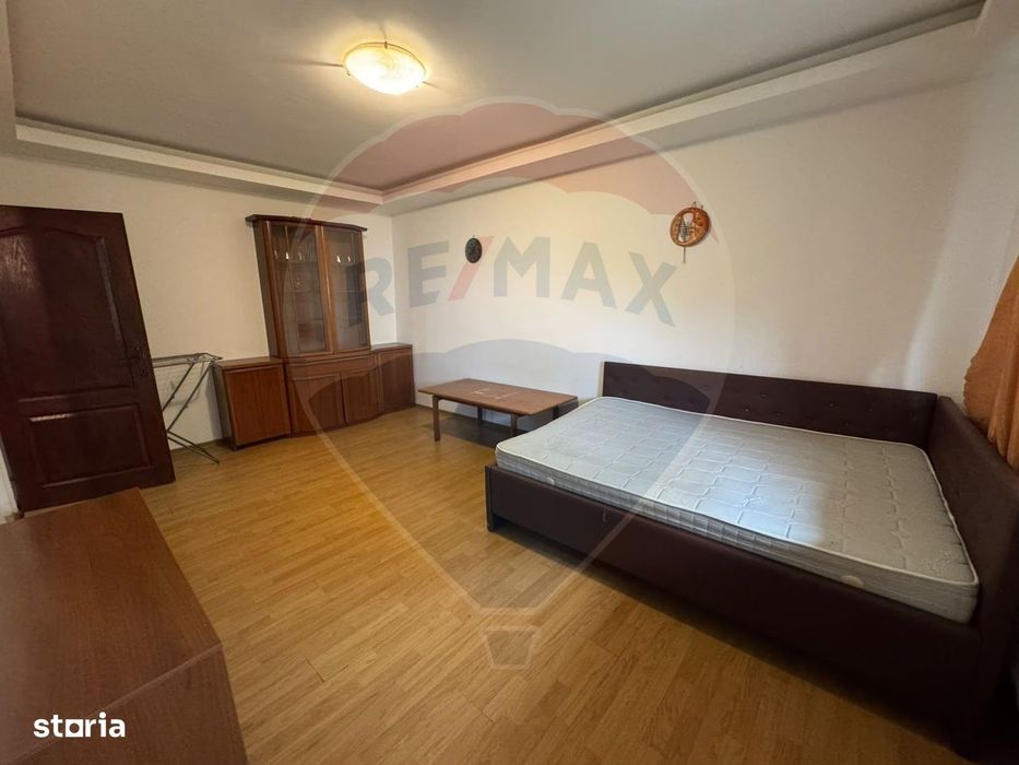 Apartament cu 1 camere în zona Sud