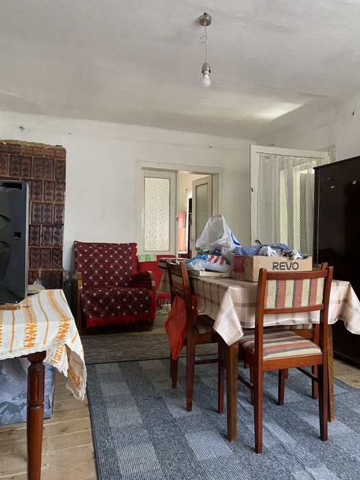 Vand Casa in Cugir ,Cindeni 2camere ,bucatarie,baie,hol,23000€