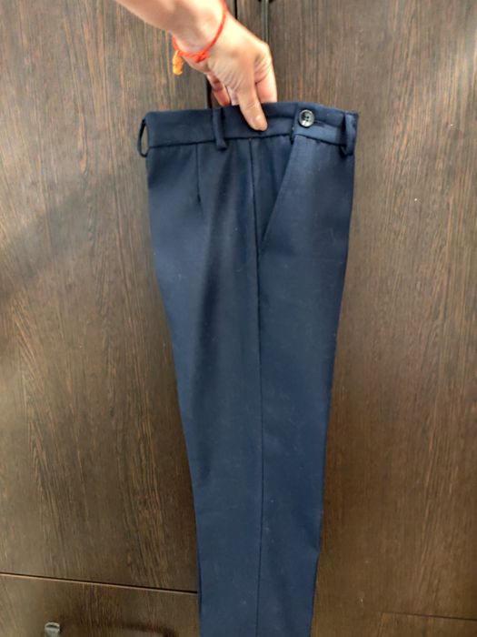 Продам костюм 3ка. 10 000