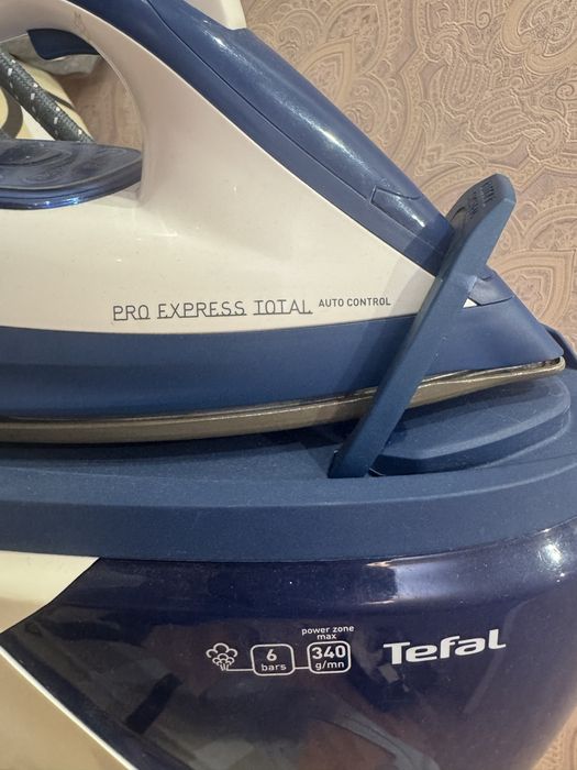 Паровой утюг Tefal Pro Express Total GV 8961