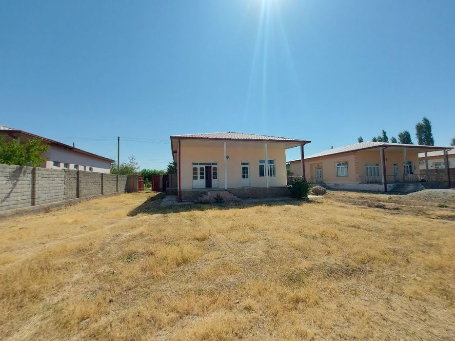 8 sotix kottej sotiladi