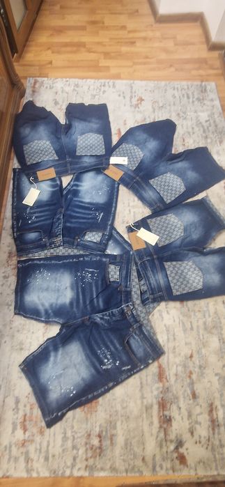 Bermude blugi diferite marimi