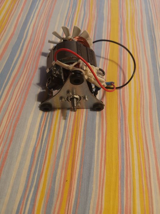 Motor 800W, HC7625 Class 155 HC70/28 220-240v/50-60Hz