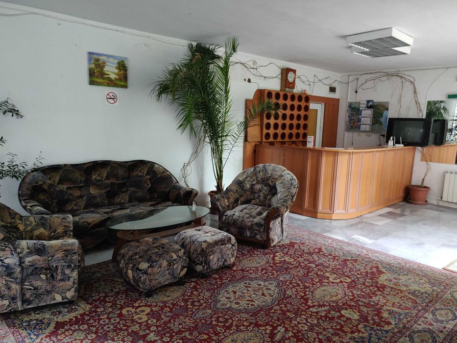 Продава се Хотел в с. Старозагорски бани, Област Стара Загора - 1700 кв.м за 589 €/кв.м - Снимка #7