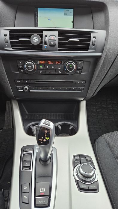 Bmw X3-2013-2.0 Diesel-Automat-Distributie schimbata