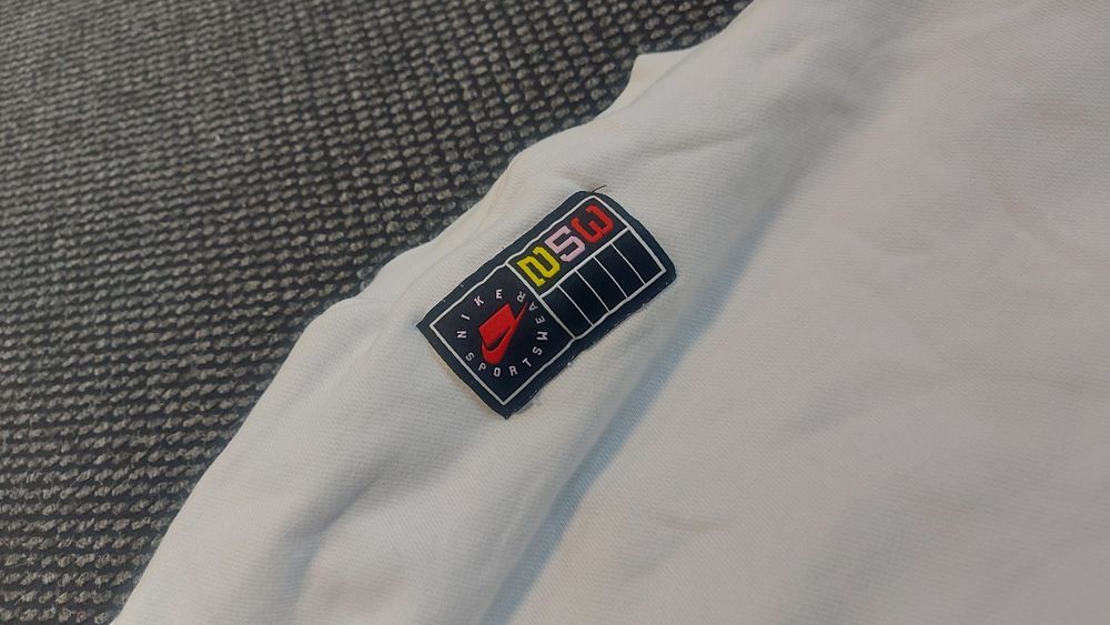 Nike M размер топ дамски oversize