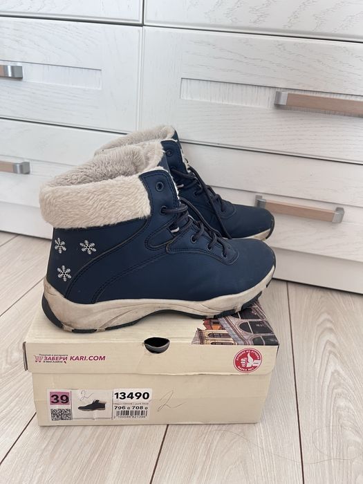 Кросовки зимние 39 р-р