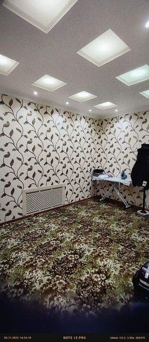 Eski shaxarda uchaska sotiladi