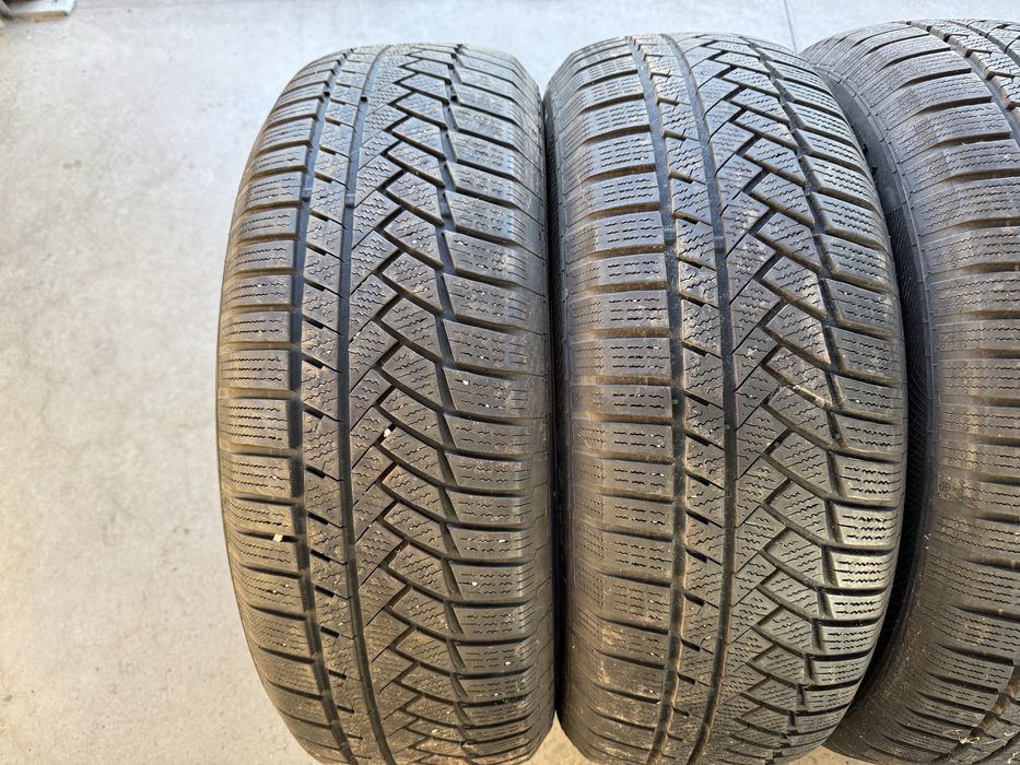 4бр. ОТЛИЧНИ Зимни Гуми 235/65R/17 -CONTINENTAL- DOT:3716- 6.4мм+5.6мм