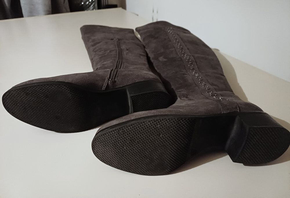 Чизми и ботуши 37 номер + подарък