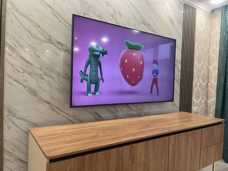 Телевизор LG 70UQ80006LB