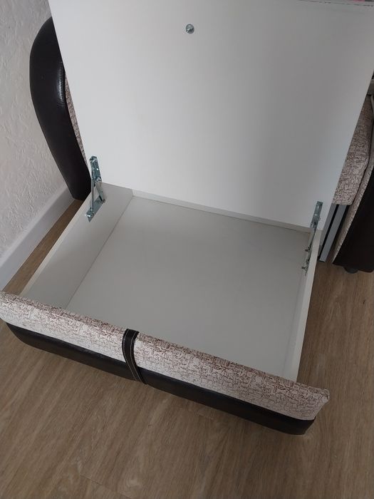 Кресло-кровать с ящиком для белья