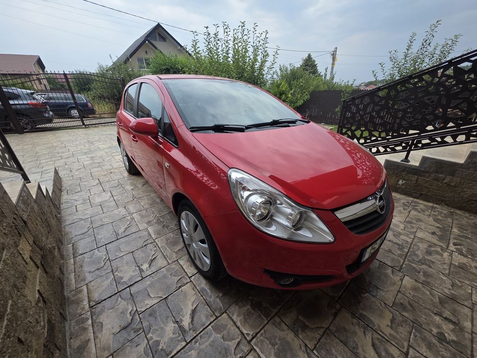 Opel corsa 2007 Cutie automata...1.2 benzina 80cp..121.000 km reali