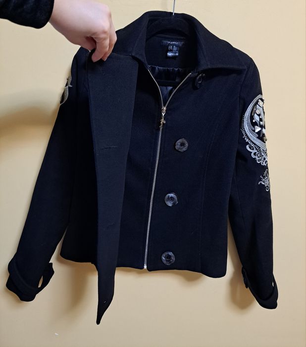 Дамско палто Byblos