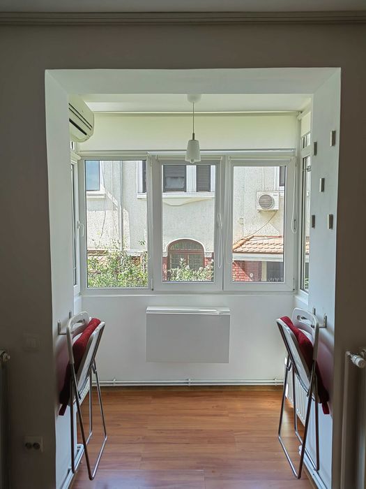 Proprietar închiriez garsonieră Hala Traian Sector 2