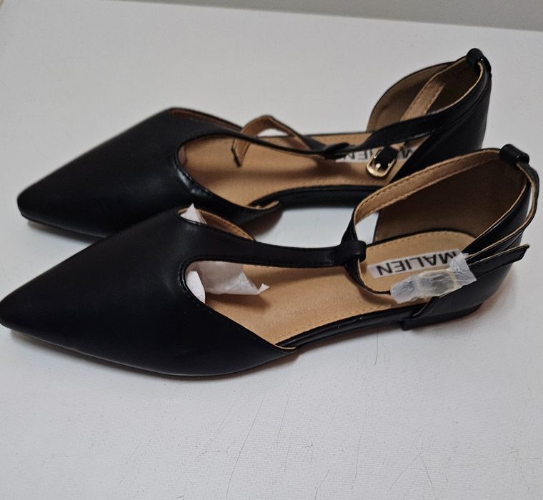 Pantofi noi mărimea 38