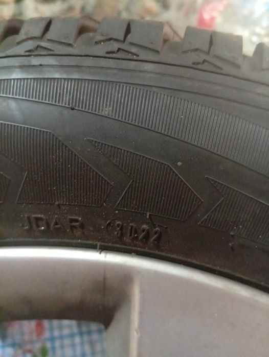 De vanzare roți F 10
