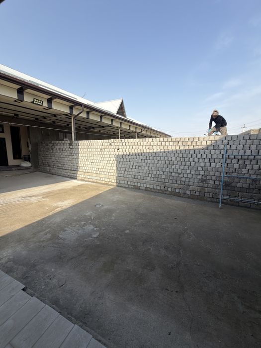 Шлакаблок териш ва уй куриш хизмати