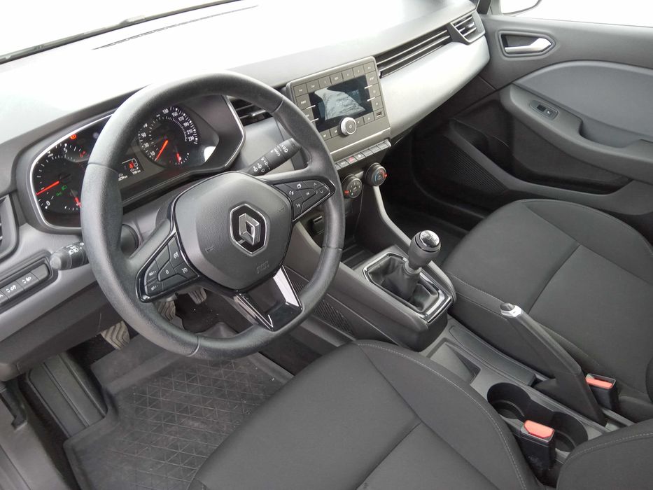 Renault Clio V 1.0 TCe 2021 avariat usor