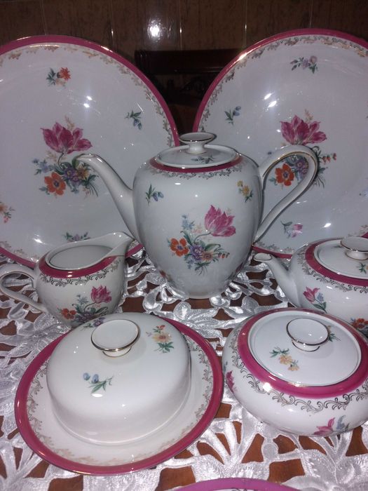 Чайный сервиз ТОНЧАЙШИЙ форфор Volkstedt Rudolstadt Beyer and Bock