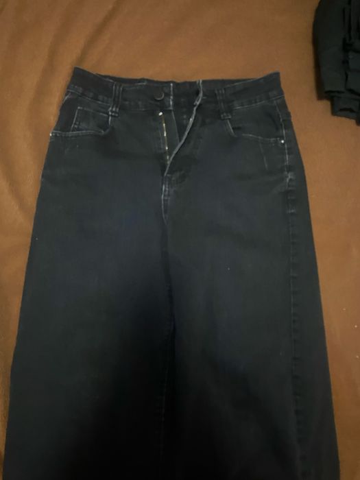 продаю одежду б/у кроме юбки,юбка не б/у