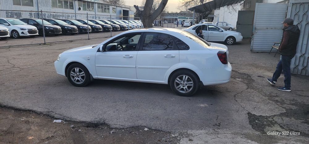 Lasetti 2011 avtomat