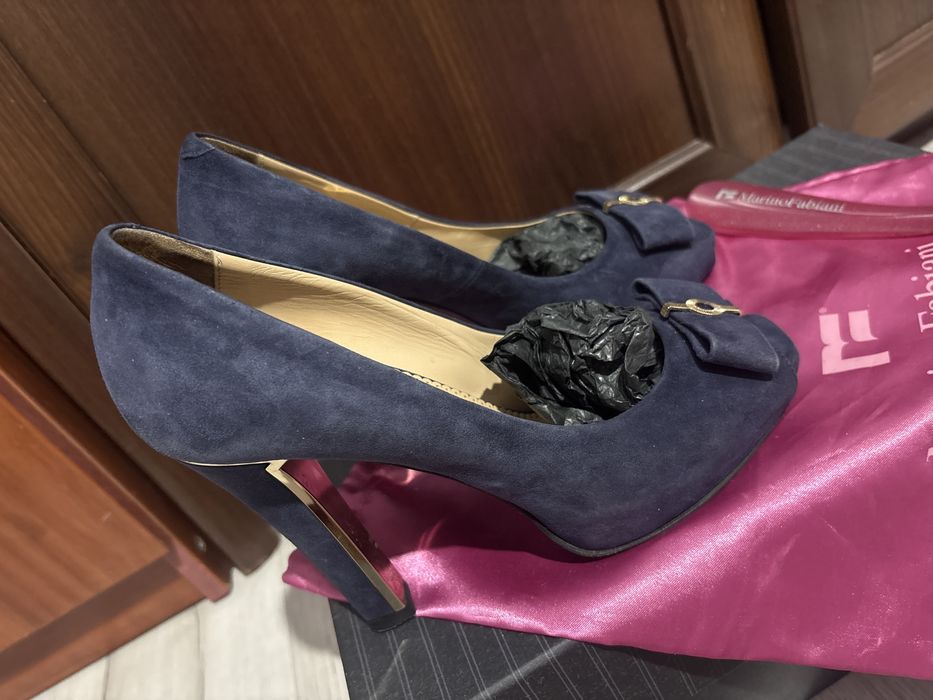 Срочно продам туфли