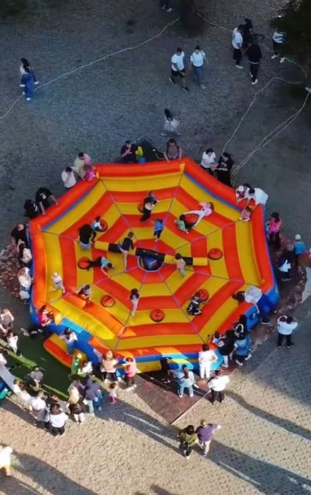 Vând  loc de joacă eliminator, Gonflabil, Tobogan