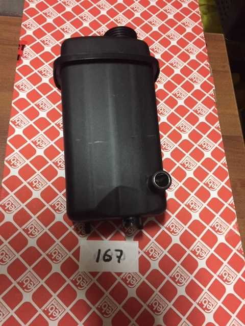 расширительный бачок радиатора