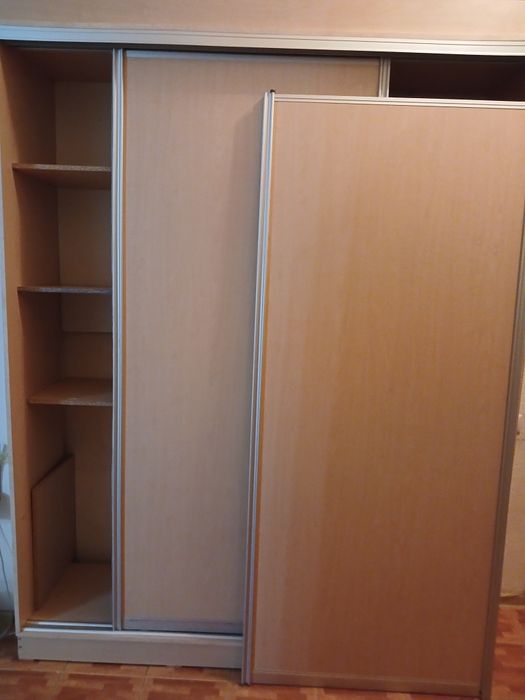 Шкаф раздвижной продам