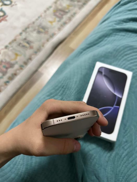 iPhone 16 Pro Impecabil