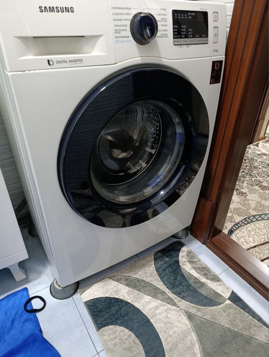 SAMSUNG 6kg lik srochna sotiladi. B/U