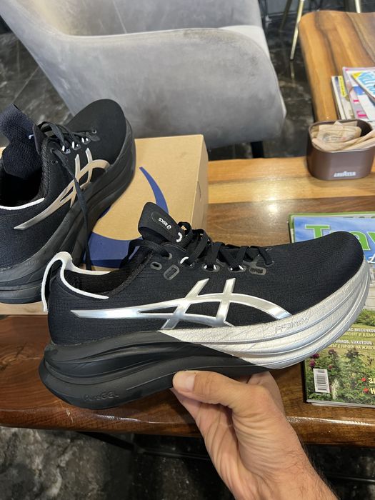 Asics Nimbus 28 PLATINUM