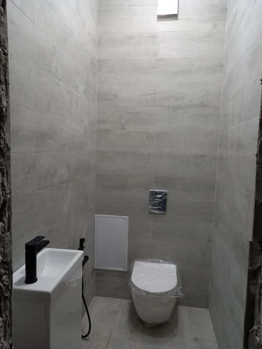 Кафельщик. Уклад плитки кафеля  керамогранит