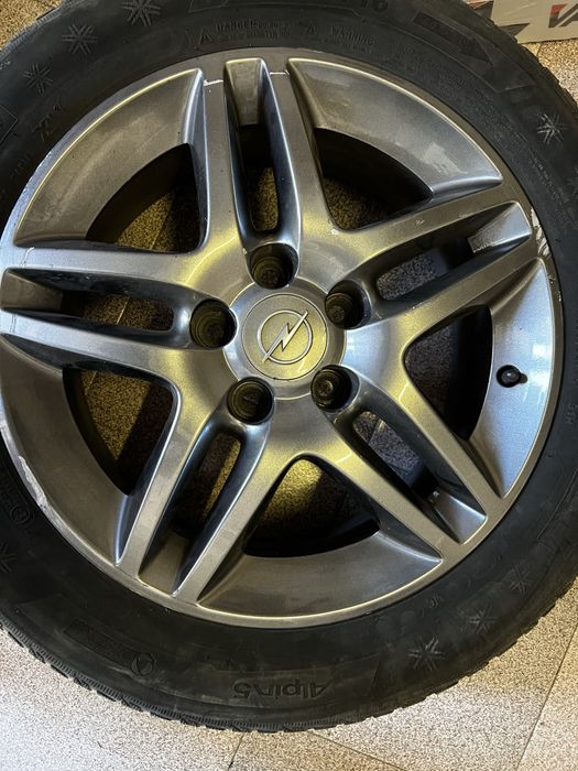 Продавам 4 бр. лети джанти за Opel Zafira B – 16 цола.  * Размер: 16”
