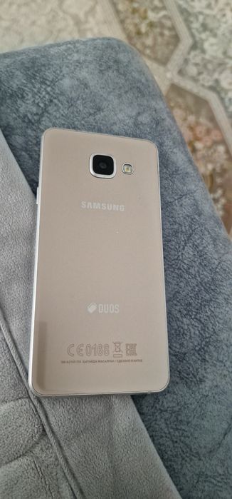 Срочно продам Самсунг А3